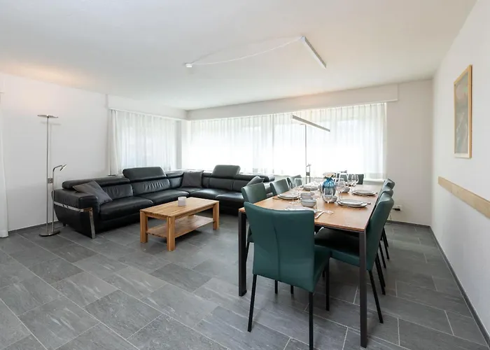 Beautiful Modern Family With Free Parking