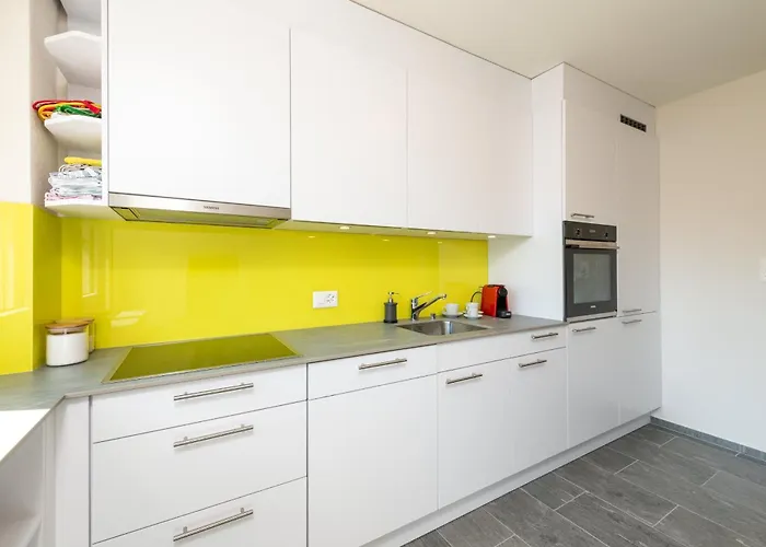 Apartman Beautiful Modern Family With Free Parking *