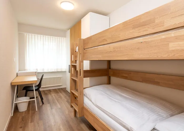 Beautiful Modern Family With Free Parking