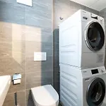 Beautiful Modern Family With Free Parking Apartman
