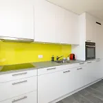 Apartman Beautiful Modern Family With Free Parking *